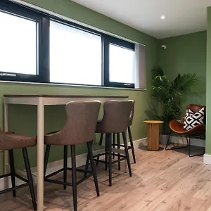 Charles Hope London Apartment